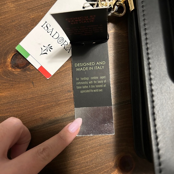 NWT Isadora Genuine Leather Purse/ Made in Italy - Picture 3 of 10